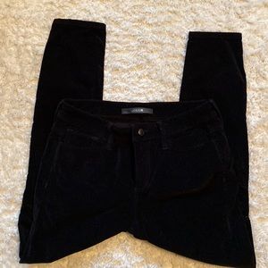 Woman’s black velvet Joes Jeans icon mod rise skinny ankle